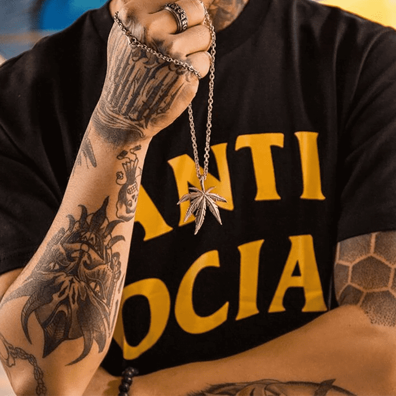 Maple leaf pendant Maple leaf pendant