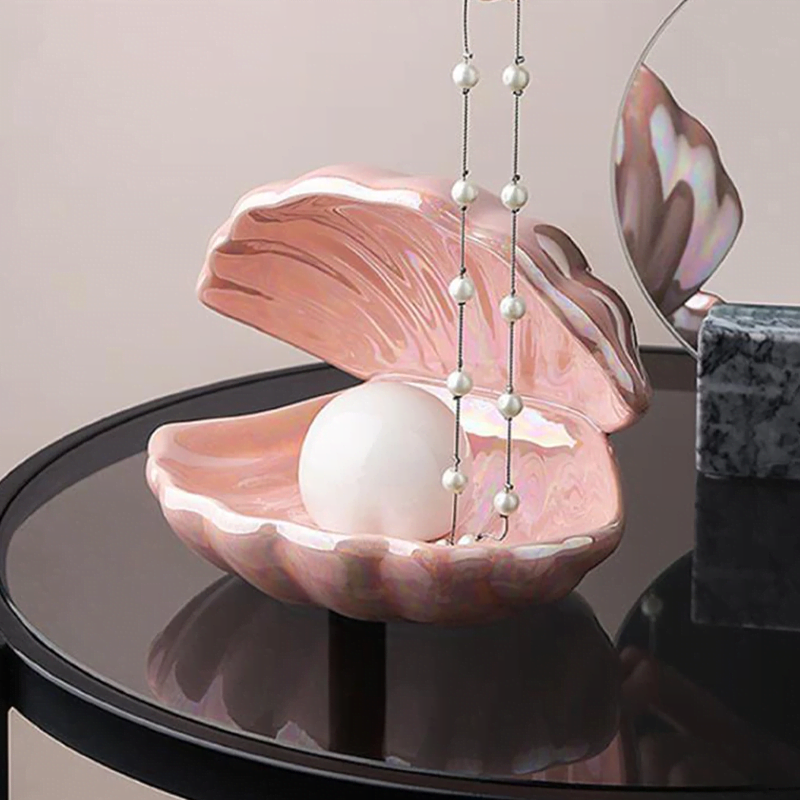 Clam Shell Light Clam Shell Light