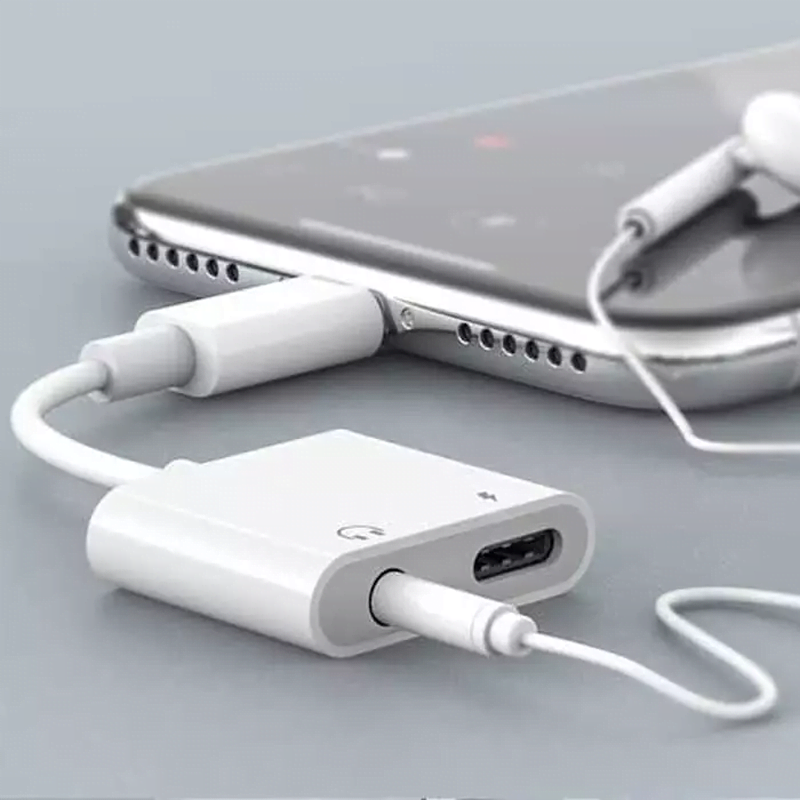 Dual Headphone Adaptor Dual Headphone Adaptor