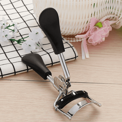 Eyelash Curler With Comb