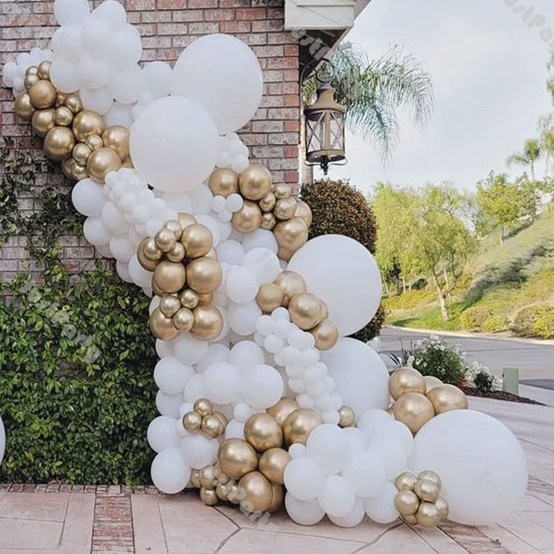 Gold and White Balloon Arch Gold and White Balloon Arch
